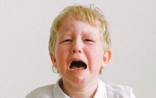 Le rôle des pleurs et des larmes en hypnothérapie